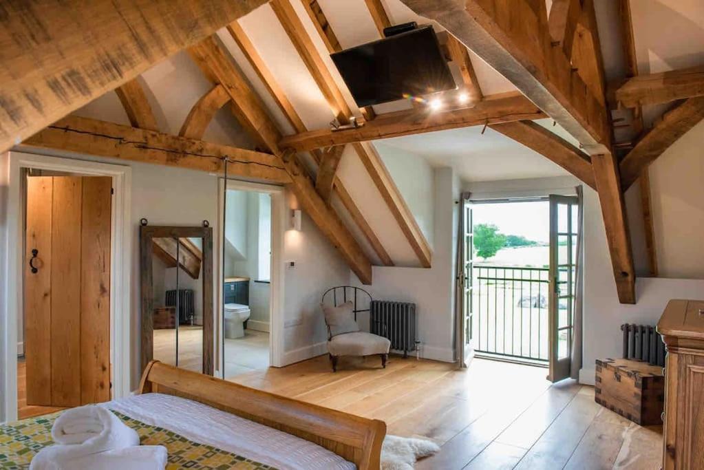 Coed Farm-Hot Tub-Sleeps 12-Near Brecon Villa Buitenkant foto