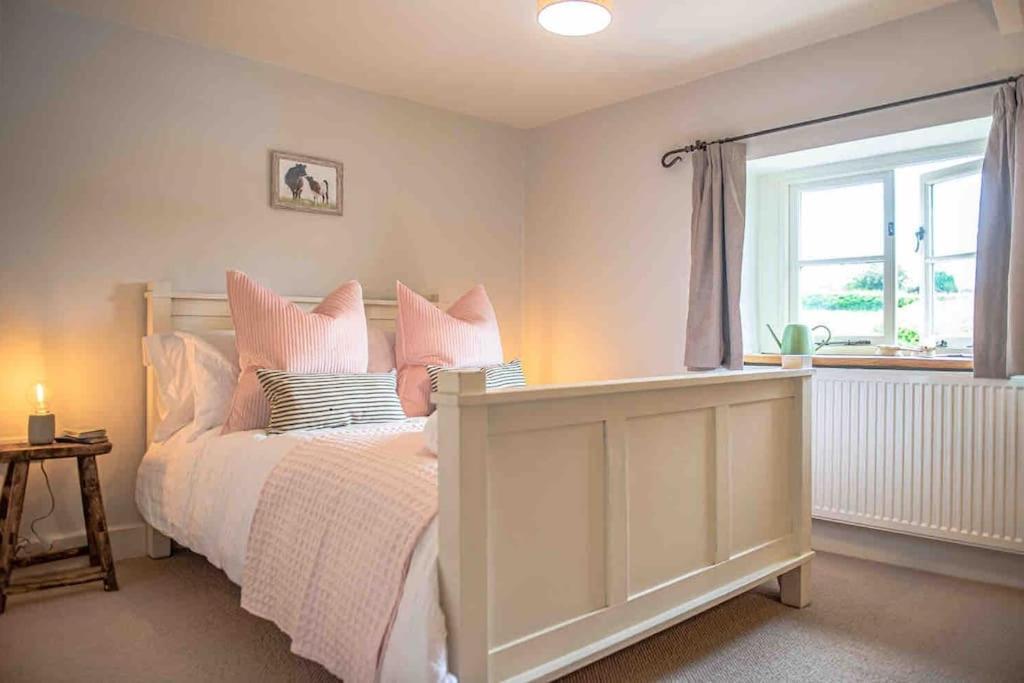 Coed Farm-Hot Tub-Sleeps 12-Near Brecon Villa Buitenkant foto