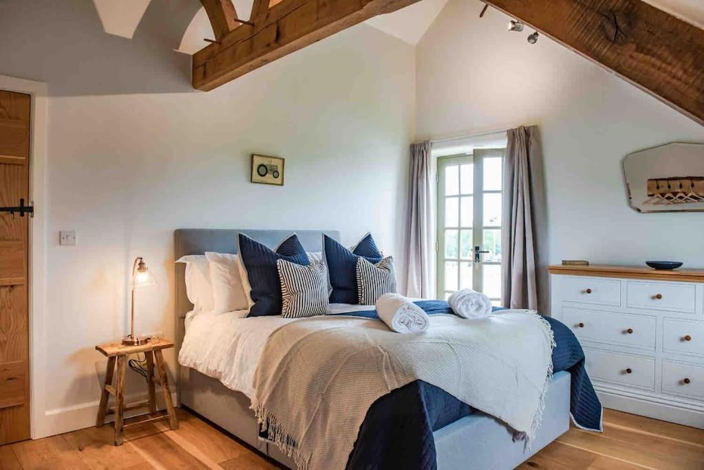 Coed Farm-Hot Tub-Sleeps 12-Near Brecon Villa Buitenkant foto